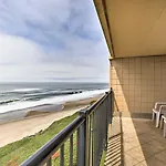 Lincoln Beach Condo With Balcony And Ocean Views!
