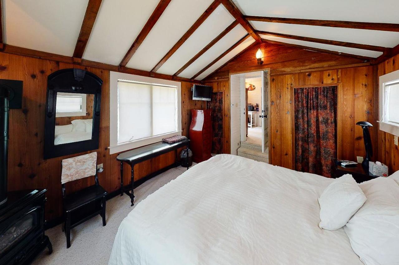 Wecoma Creekside Holiday home