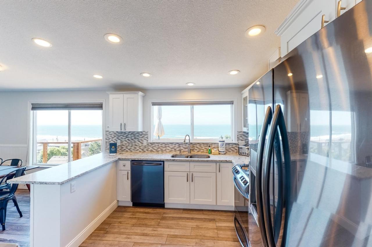 Holiday home Shearwater House And