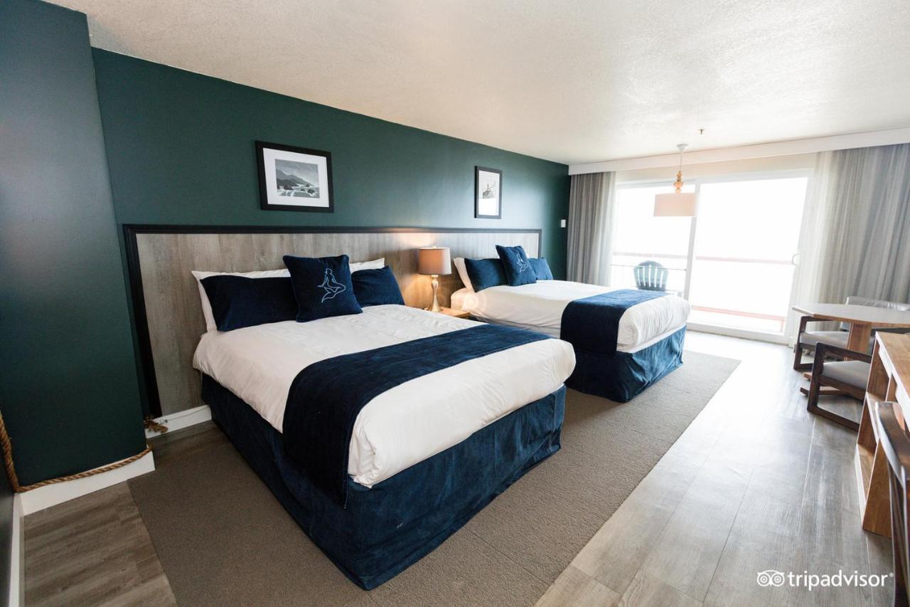 Surftides Hotel 4*