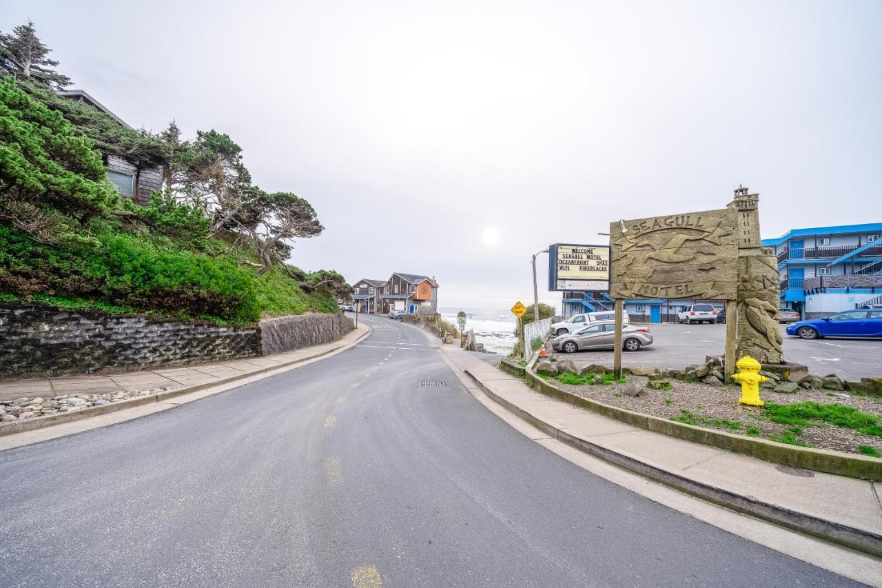 Oceanfront Contemporary * Lincoln City