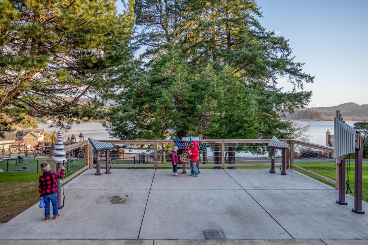 Holiday home Dock Of The Bay 102