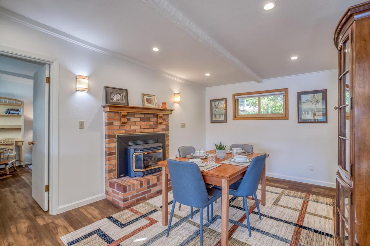 Regatta Park House *