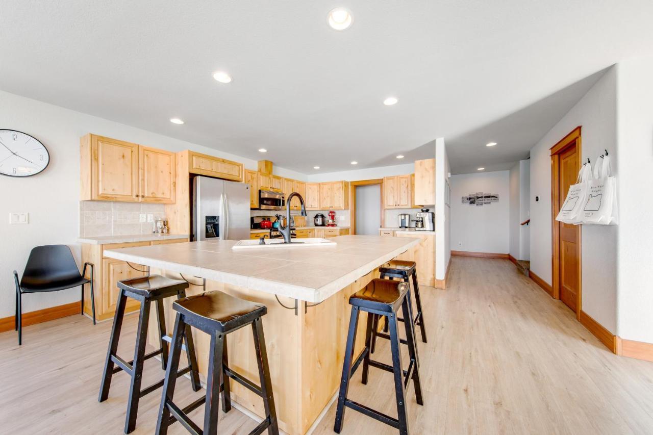 Blue Wave Heights Holiday home