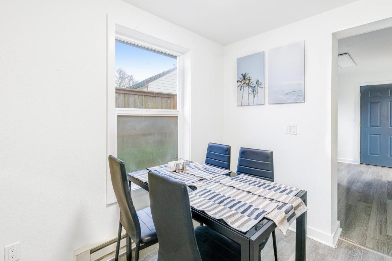 Coral Cove Holiday home Lincoln City