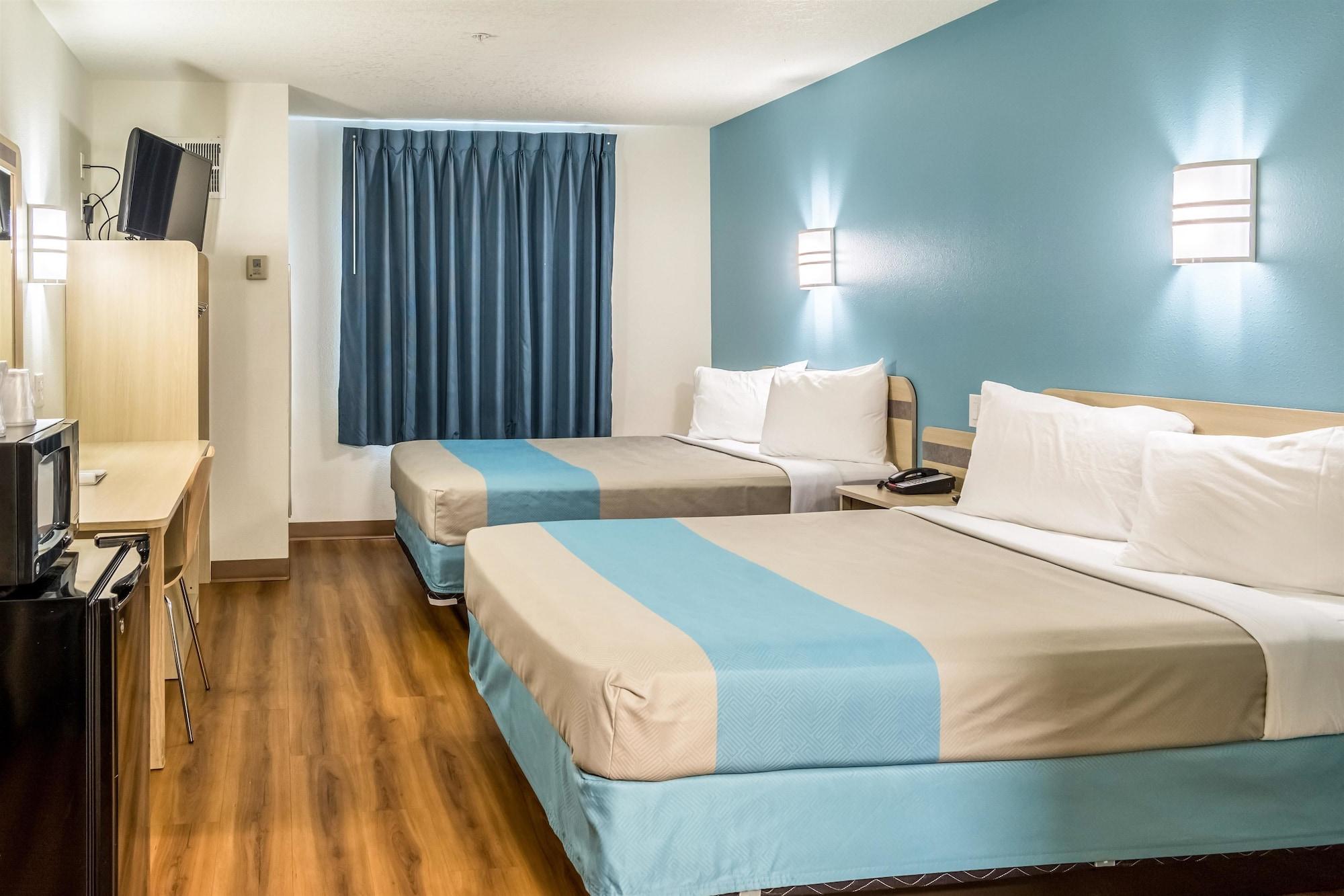 Hotel 6-lincoln City, Or 2*