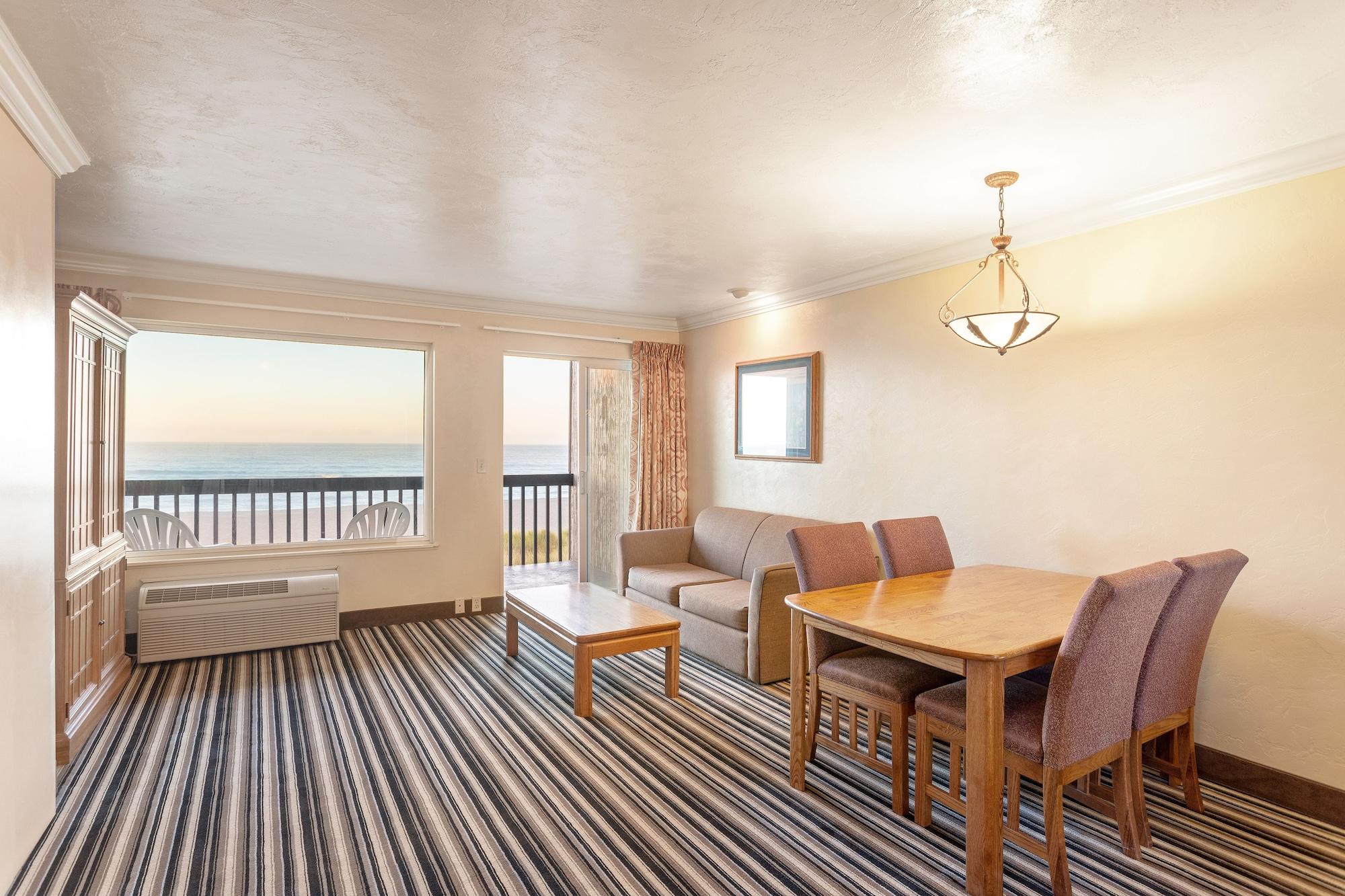 Sands Oceanfront Resort, Ascend Collection Hotel 3*