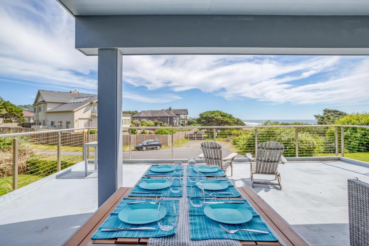 Breakwater House