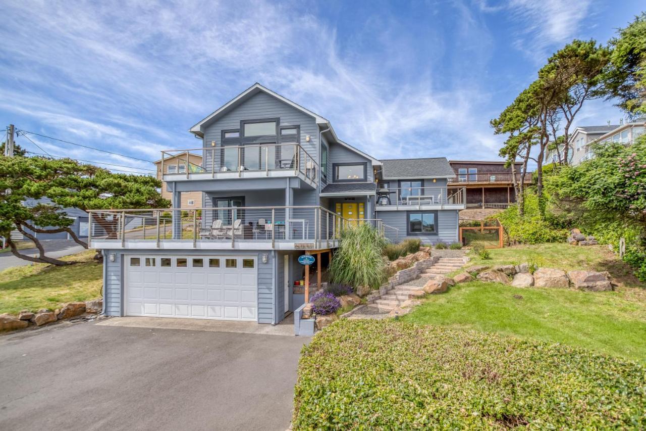 Holiday home Breakwater House *