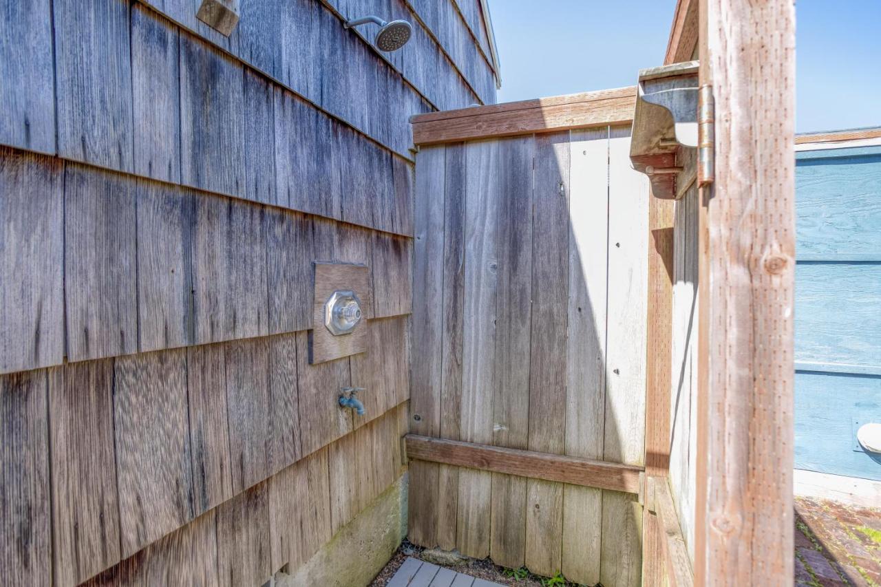 Surf Shack * Lincoln City