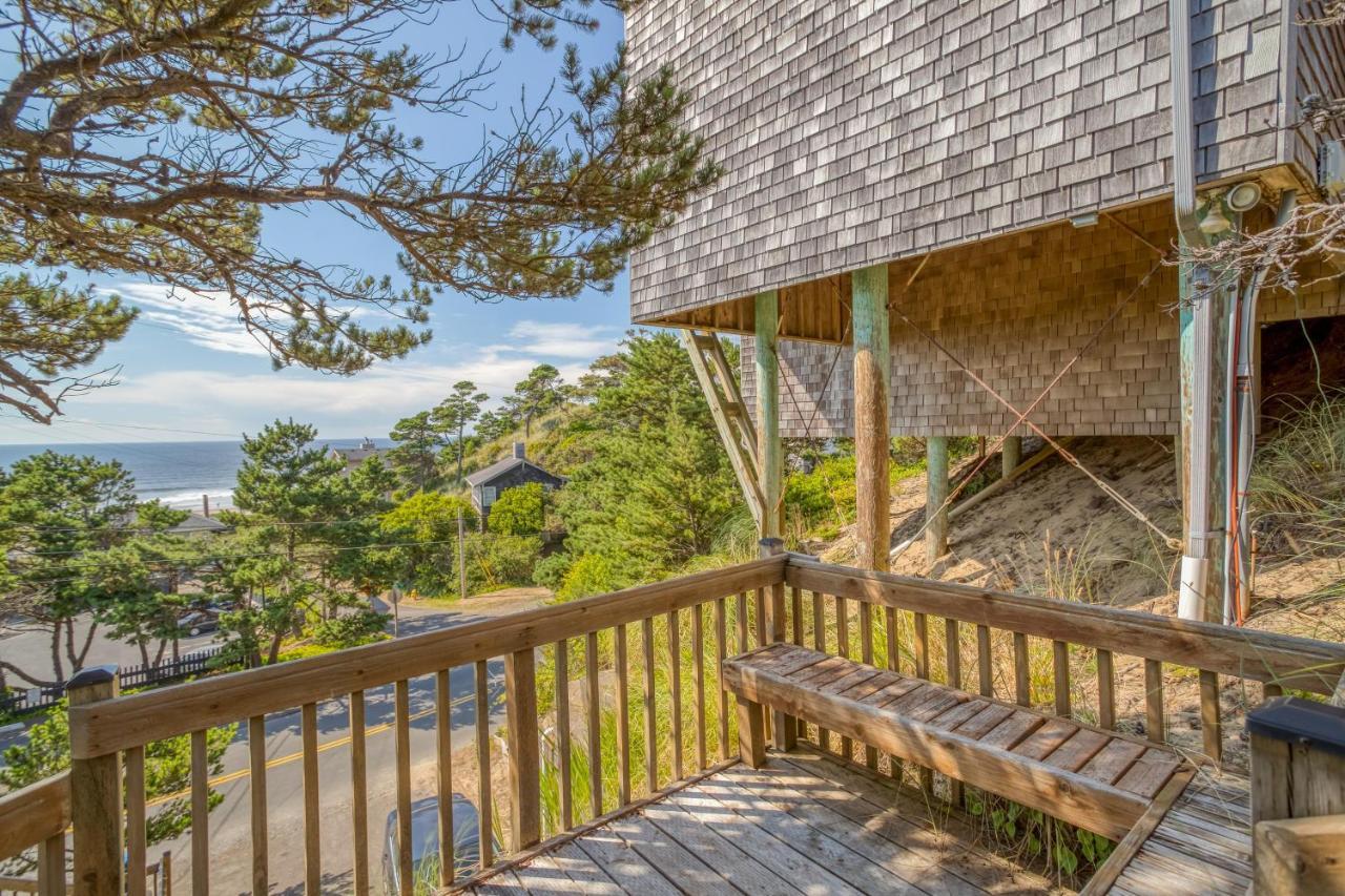 A Treehouse Holiday home *