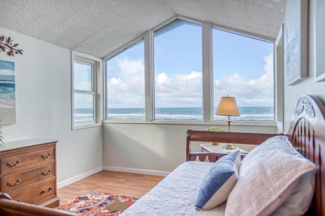 Castlewood By The Sea Holiday home *