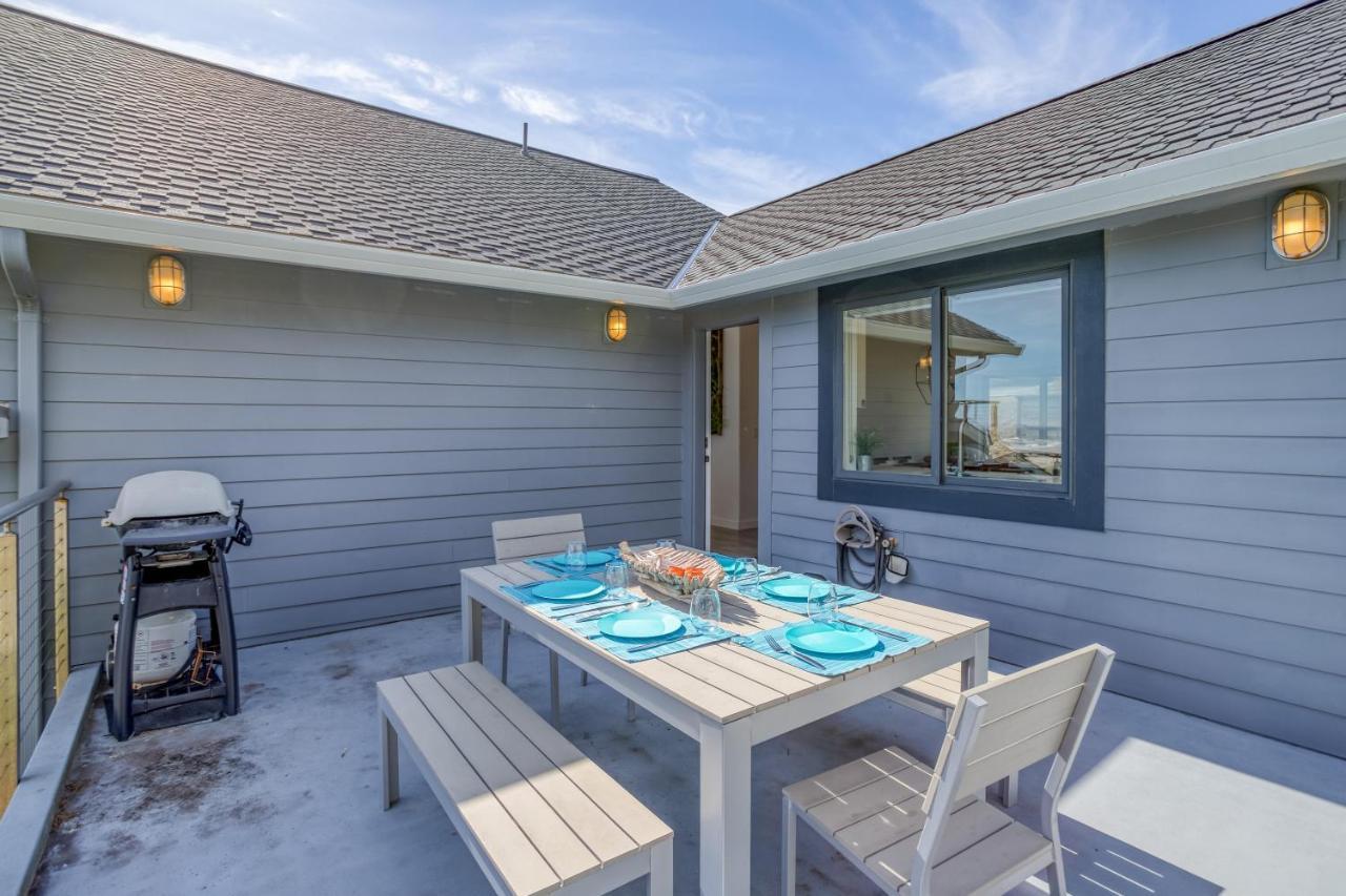 Holiday home Breakwater House *