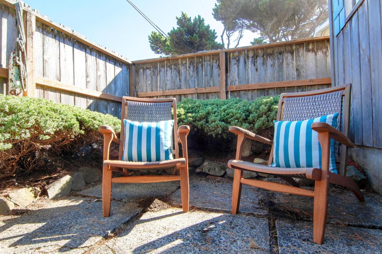 Holiday home Salal Bluff
