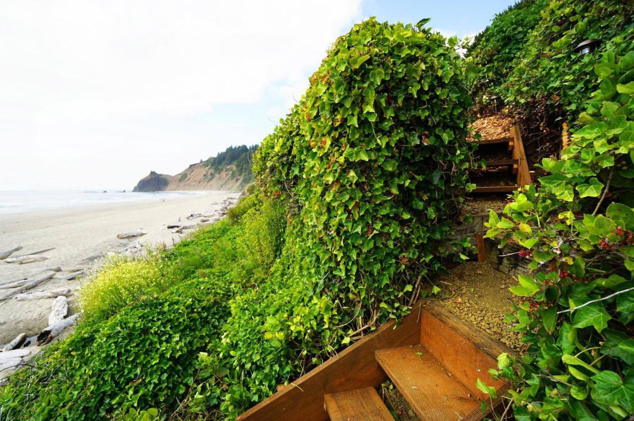 Salal Bluff Lincoln City