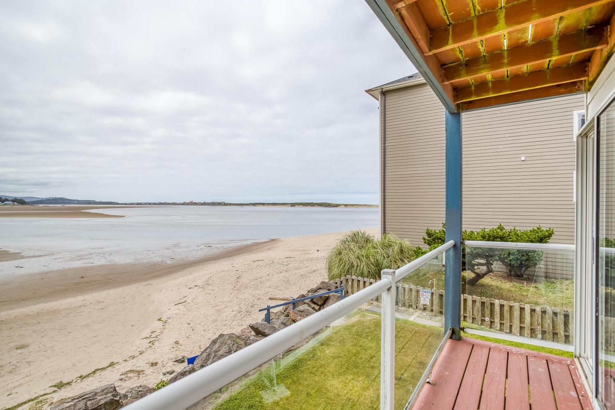 Siletz Bay Dream * Lincoln City