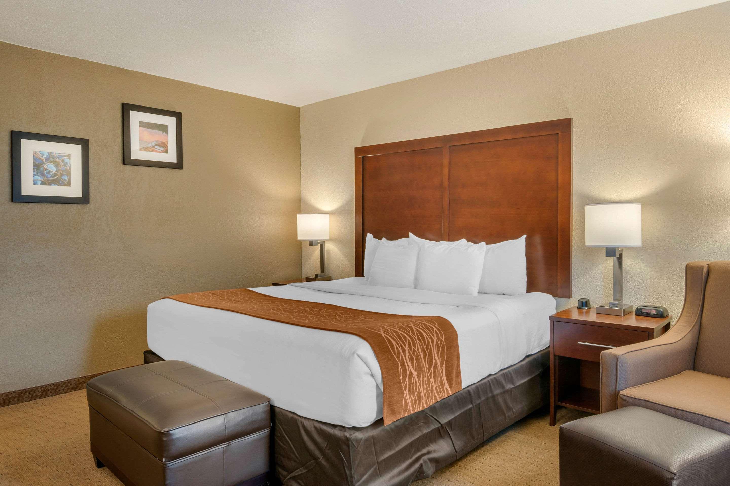 Hotel Comfort & 3*