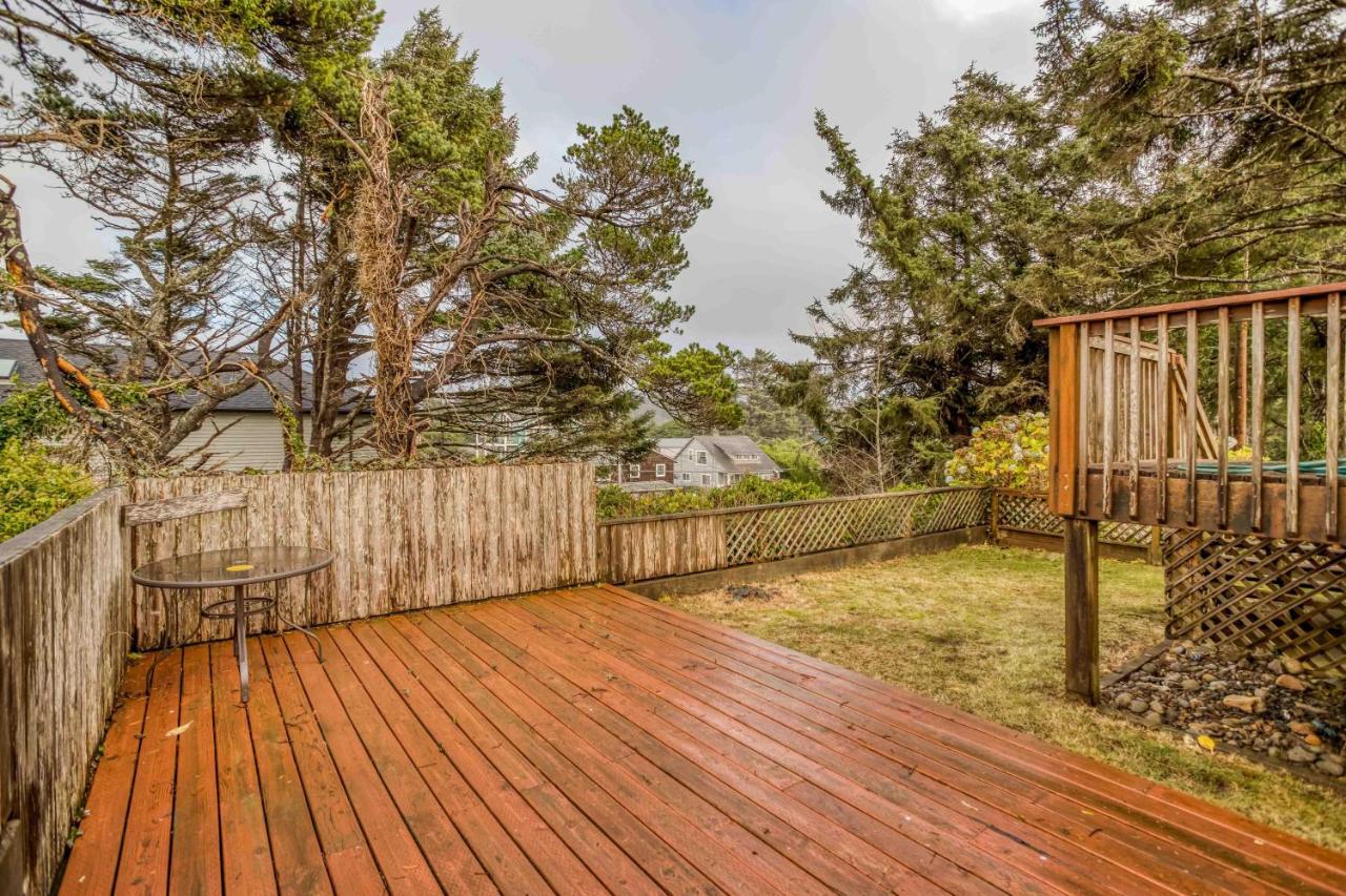 Hilltop Views * Lincoln City