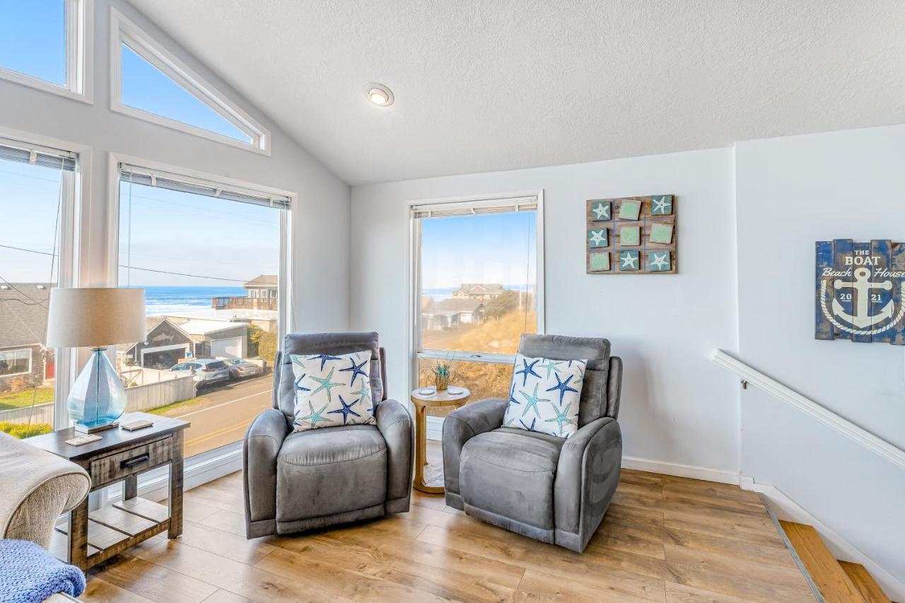 The Boat House Retreat * Lincoln City