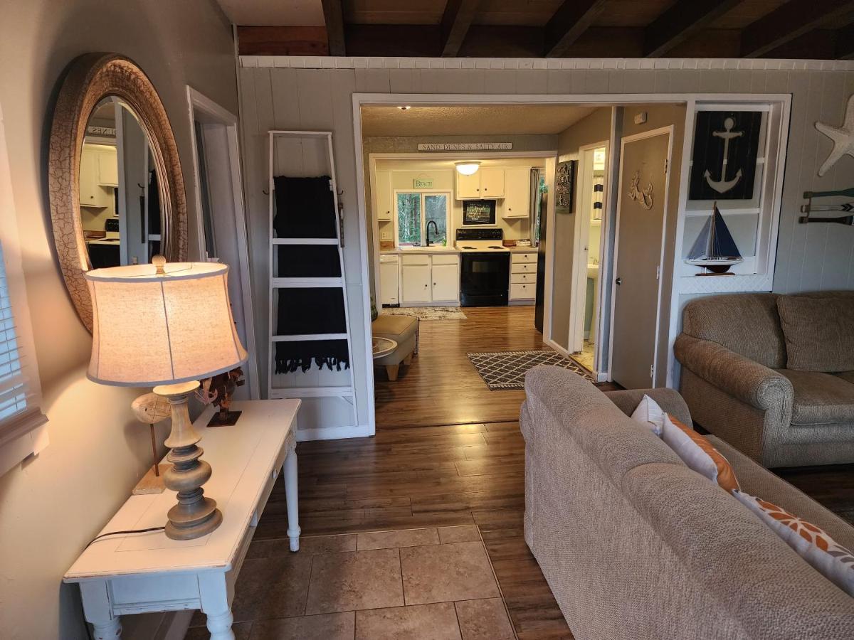 Holiday home Near The With Beautiful Wood Burning Fireplace *