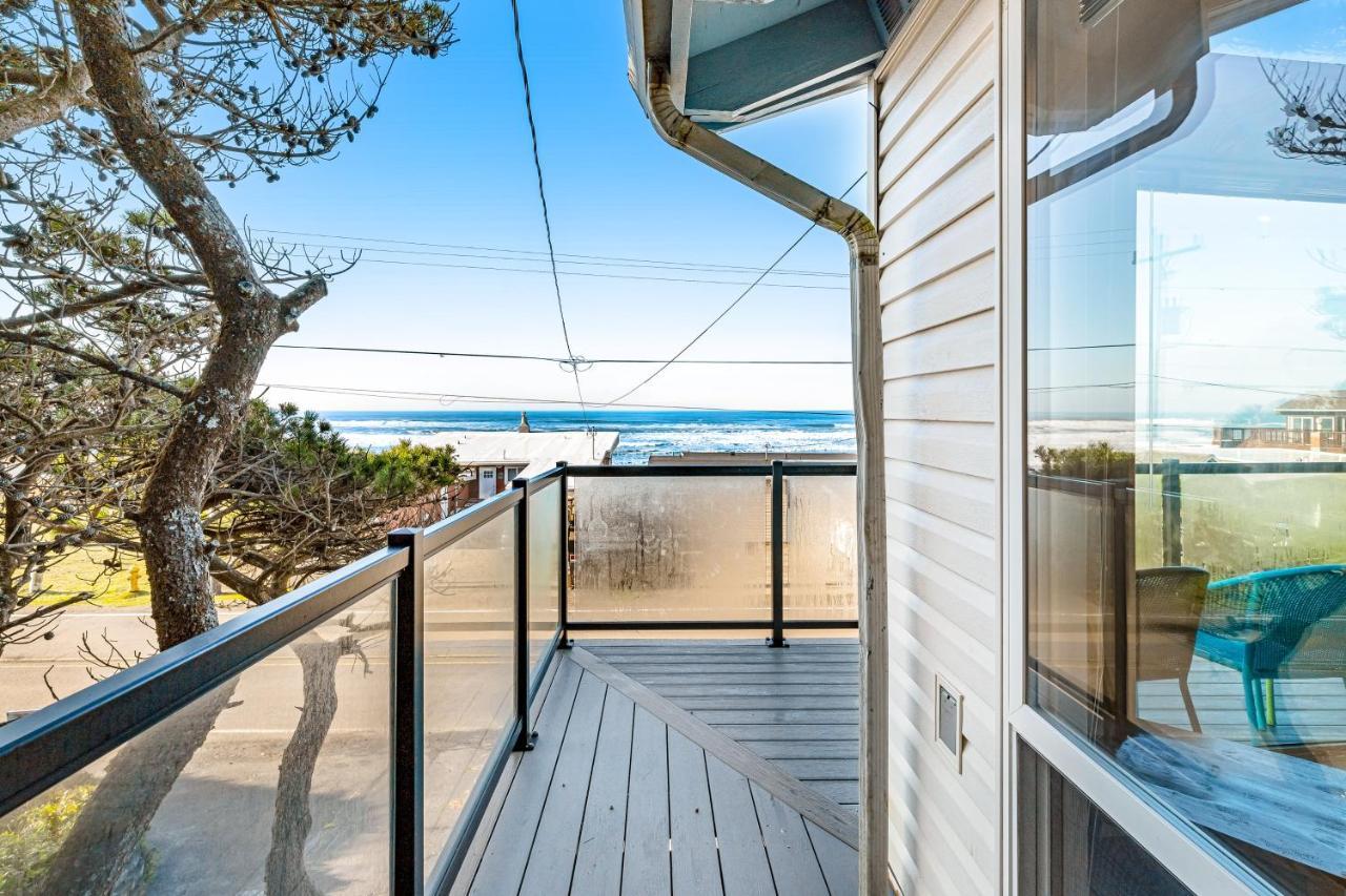 The Boat House Retreat Lincoln City
