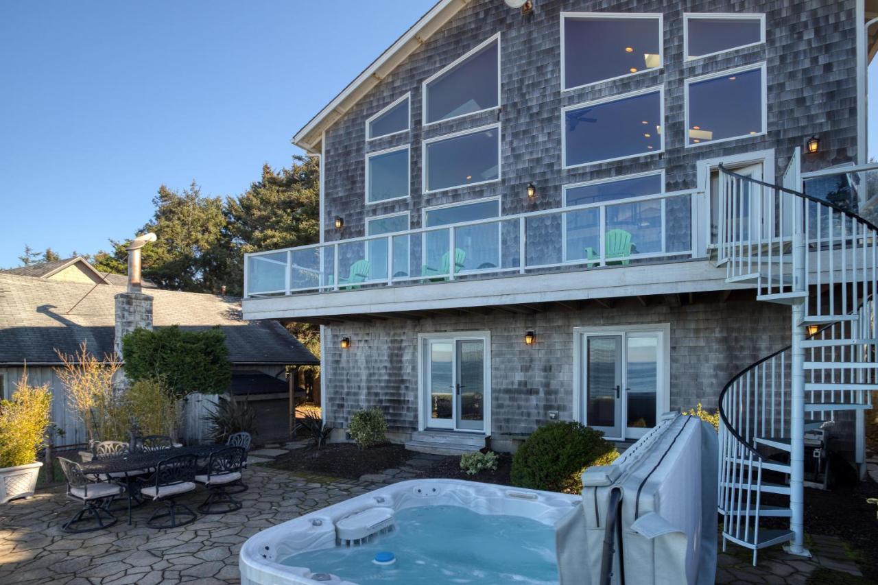 Sunset House
