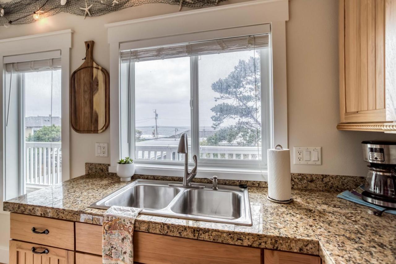 By The Sea Holiday home *