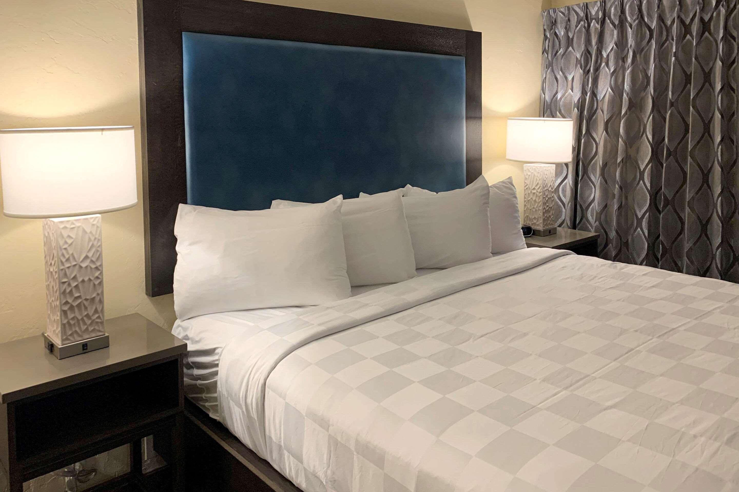 Hotel Sands Oceanfront Resort, Ascend Collection 3*