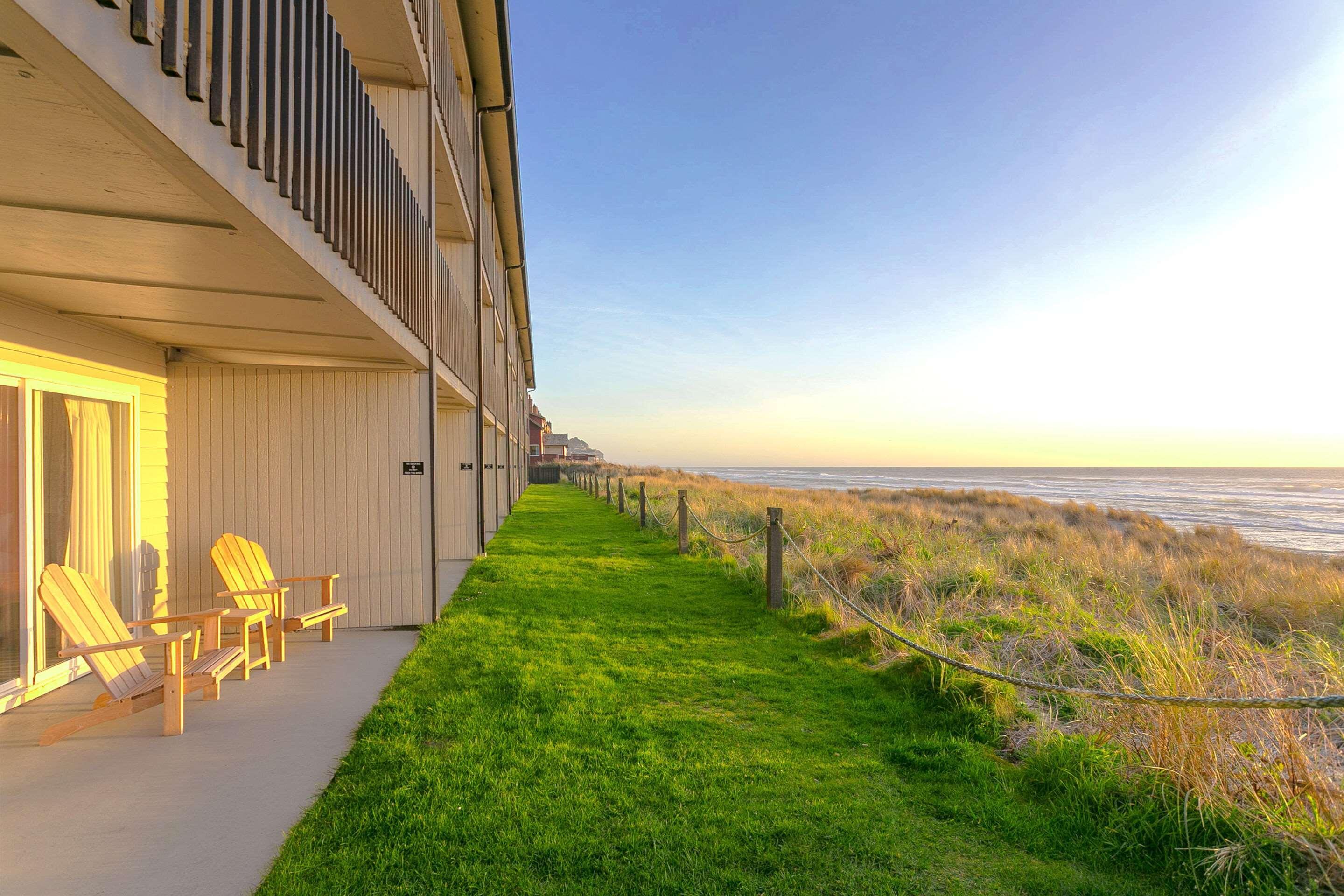 Hotel Sands Oceanfront Resort, Ascend Collection