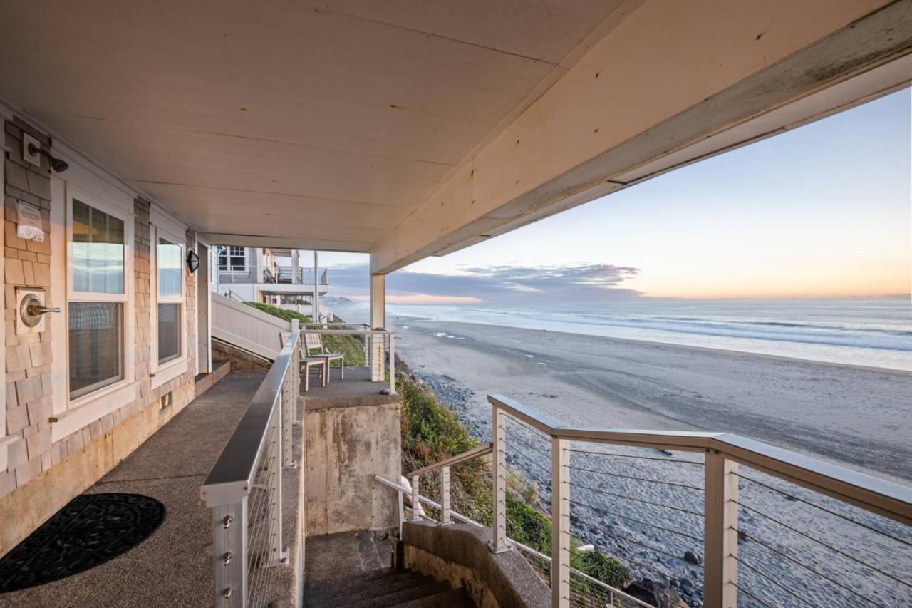 Sandy Shores Lincoln City Holiday home *
