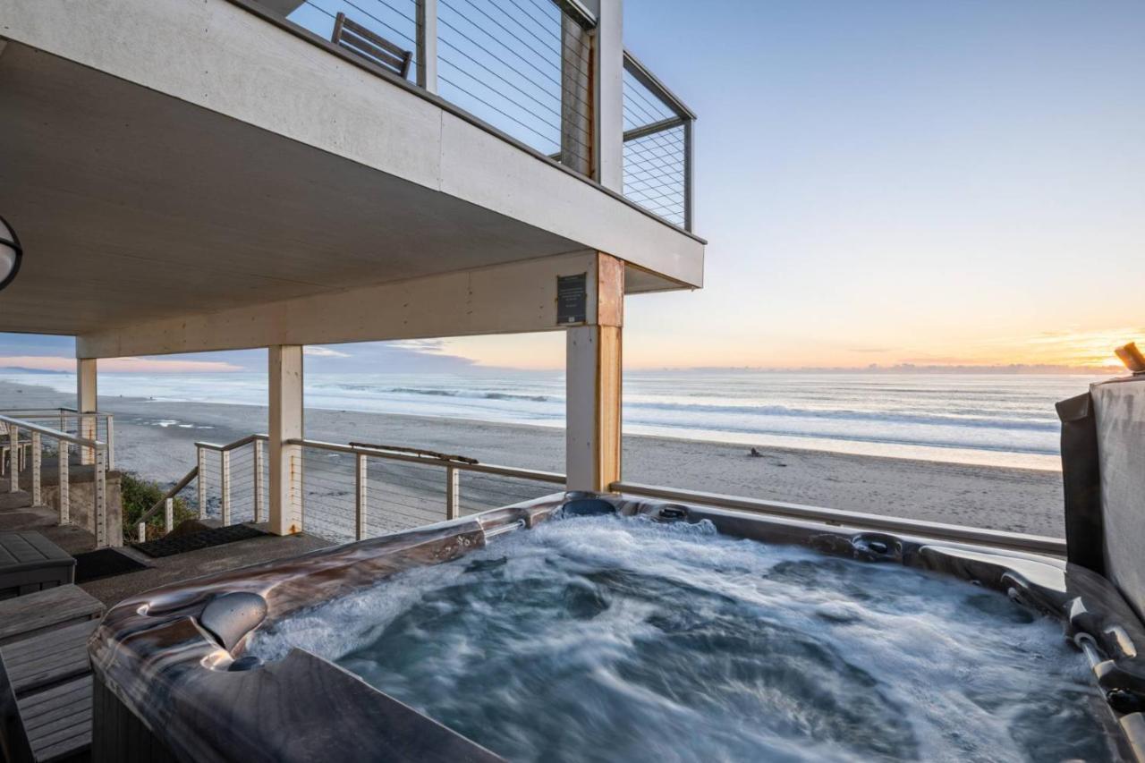 Sandy Shores Lincoln City