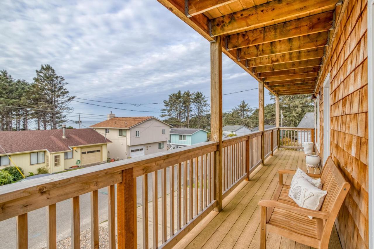 Bannikov House Lincoln City