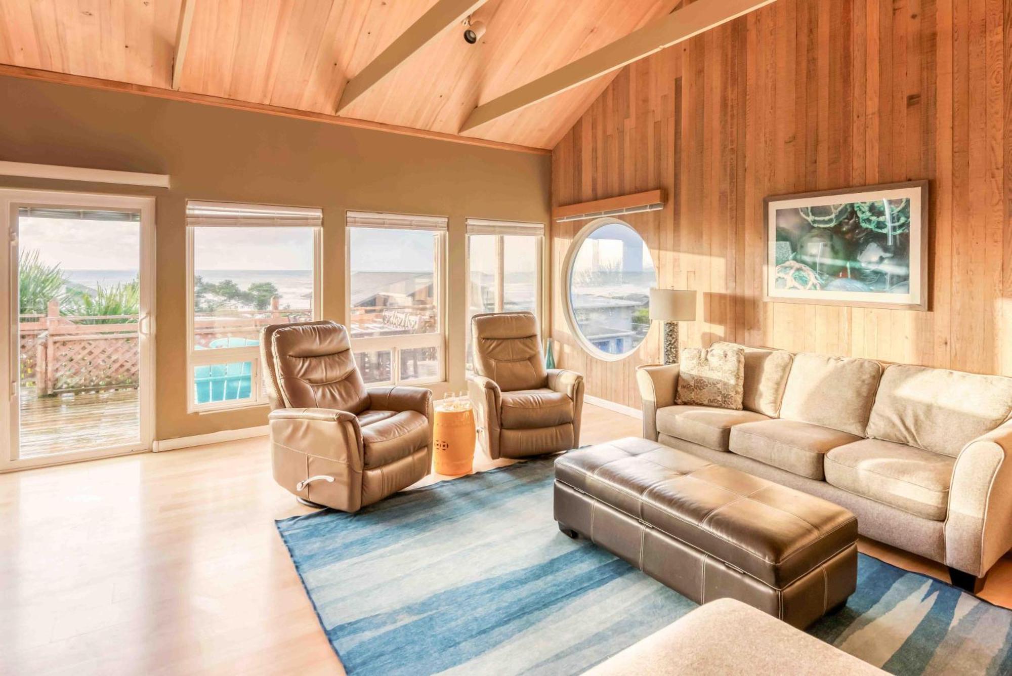 Zephyr Shore Holiday home