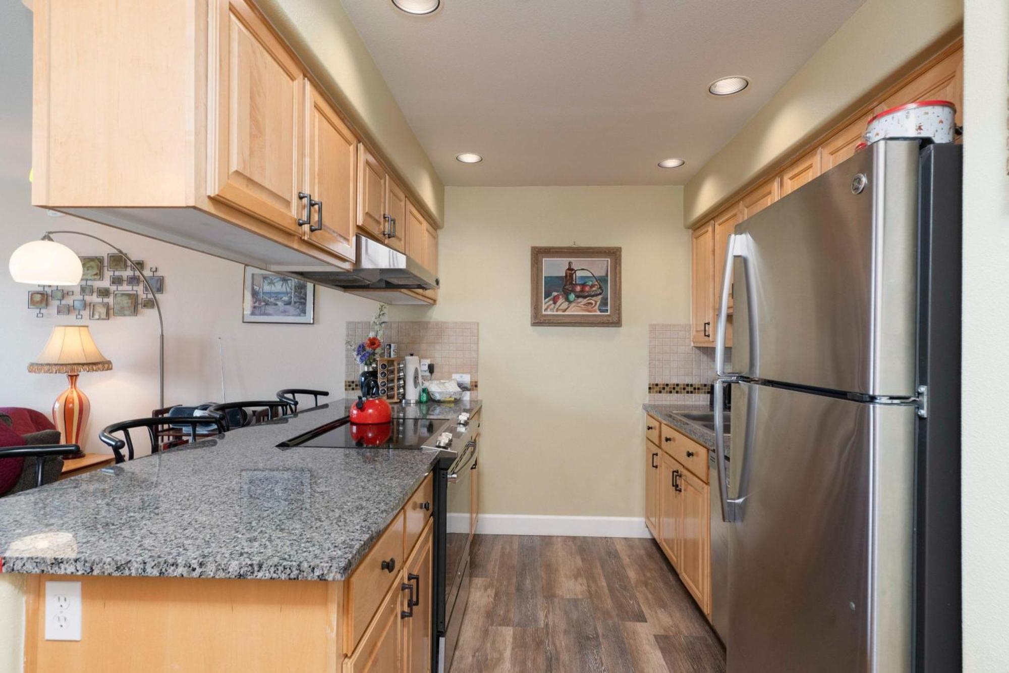 Waters Edge 207 Apartment