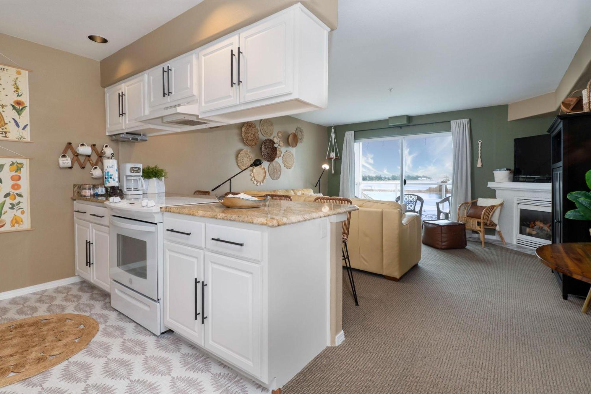 Waters Edge 304