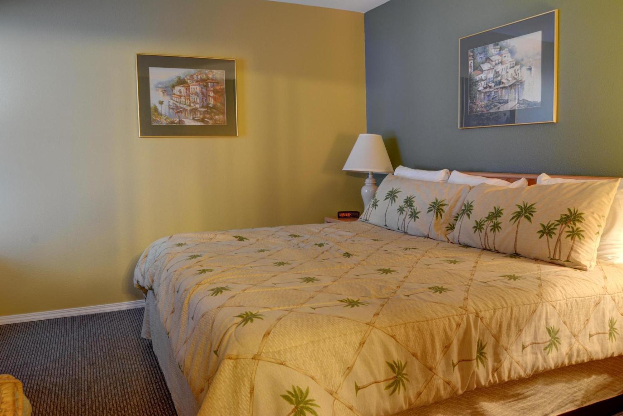 Waters Edge 312 Lincoln City
