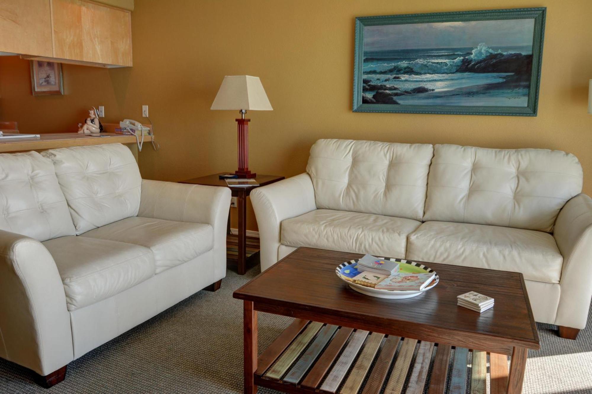 Waters Edge 312