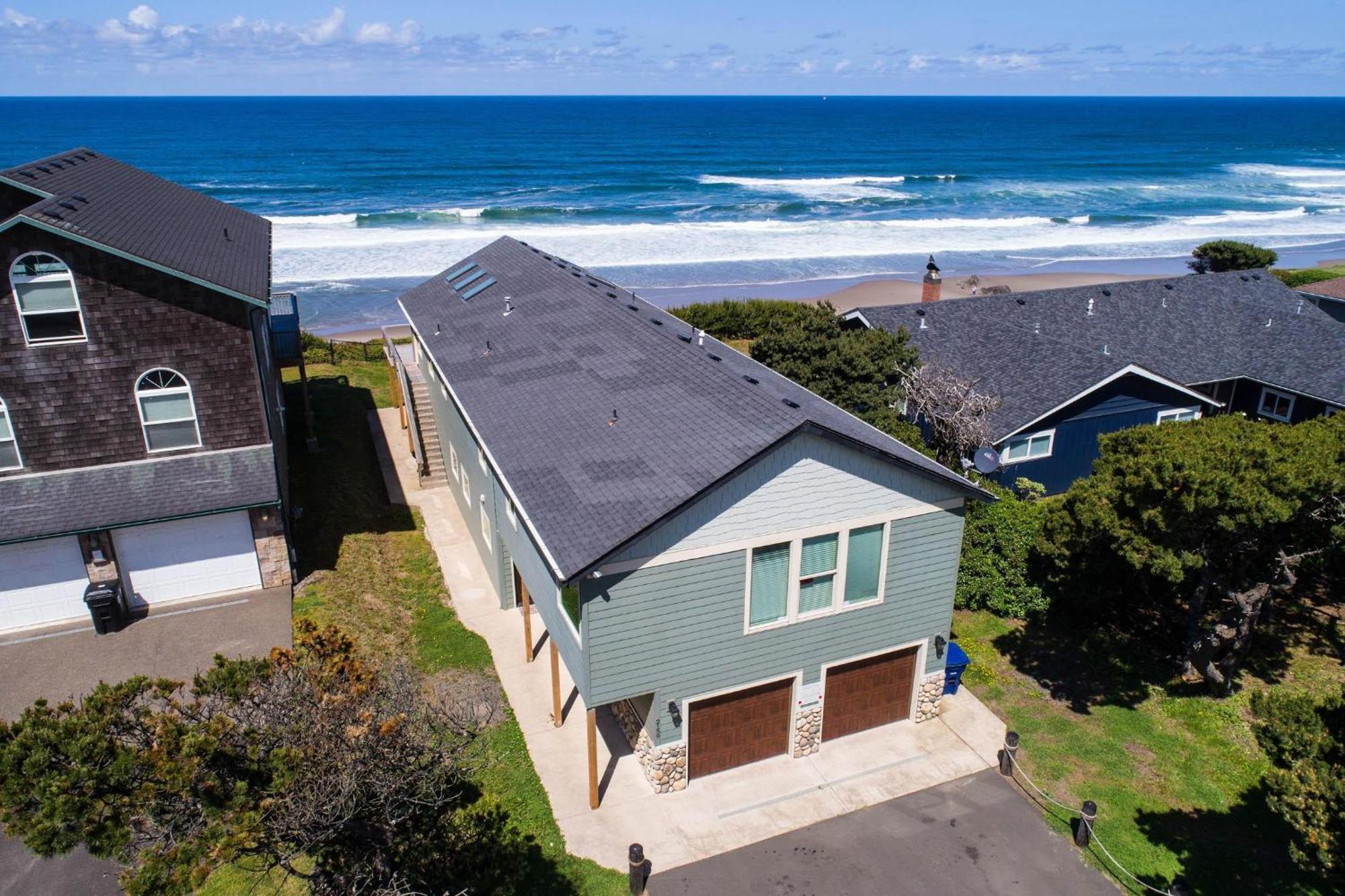 Pacific Breeze Lincoln City