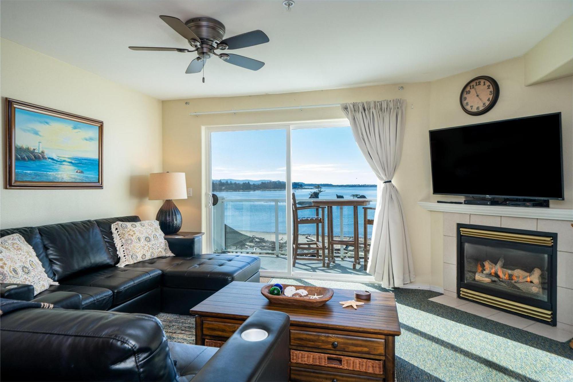 Waters Edge 404 Apartment *