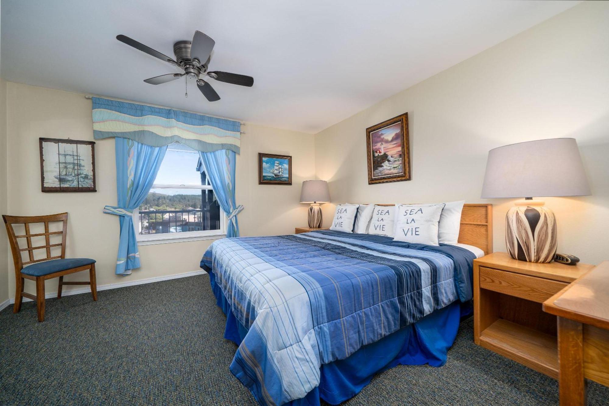 Waters Edge 404 Apartment Lincoln City