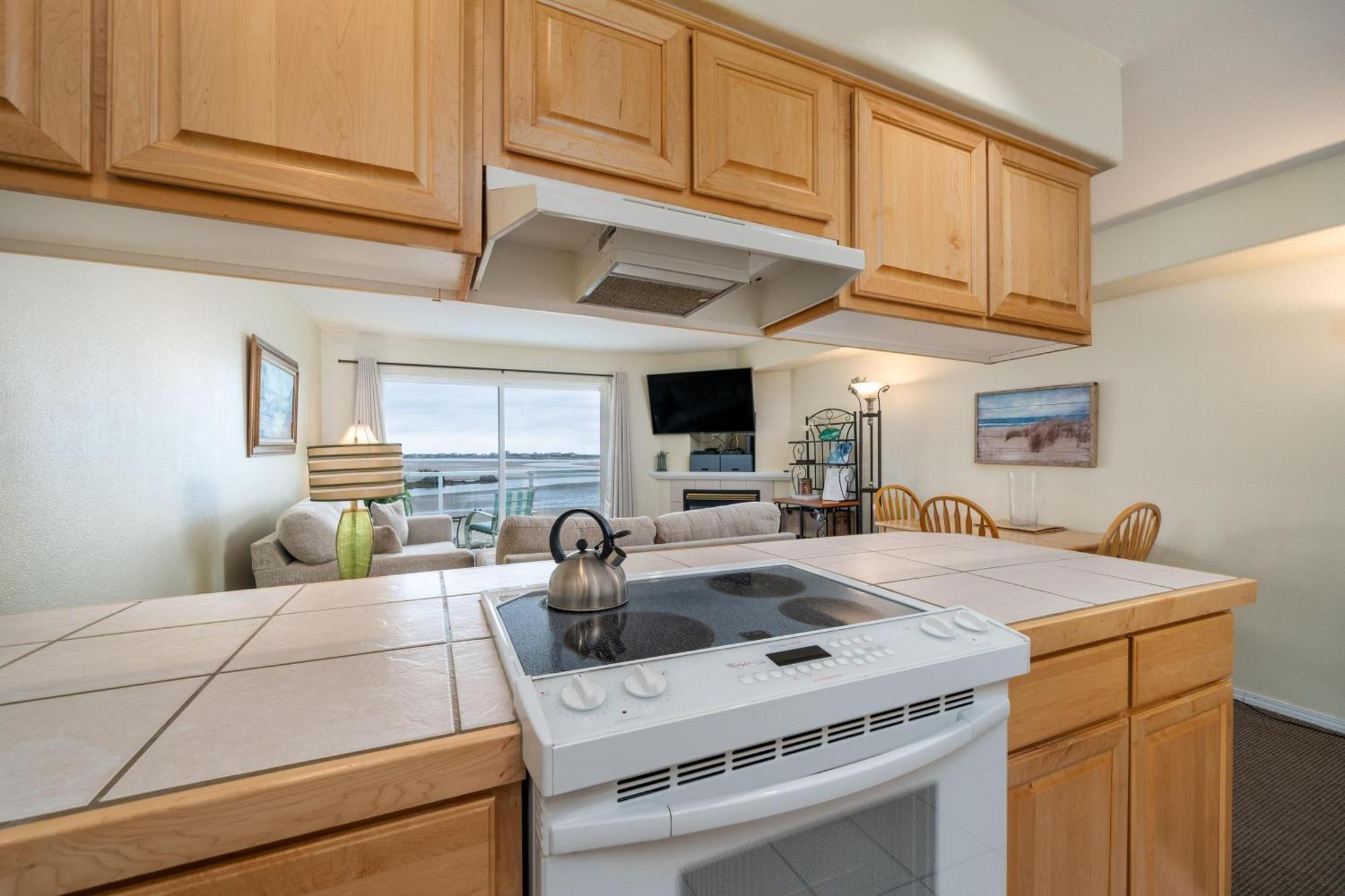 Apartment Waters Edge 402 Lincoln City