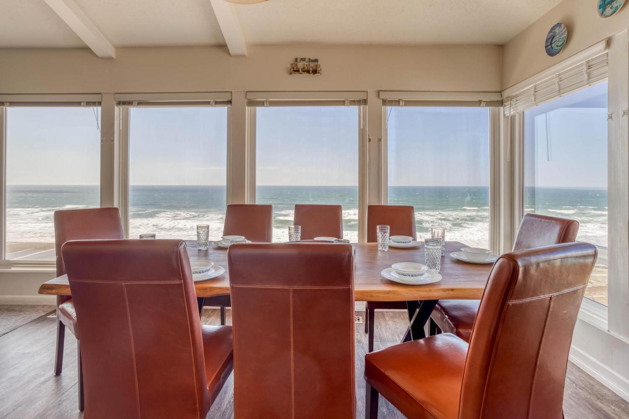 Harbor House * Lincoln City