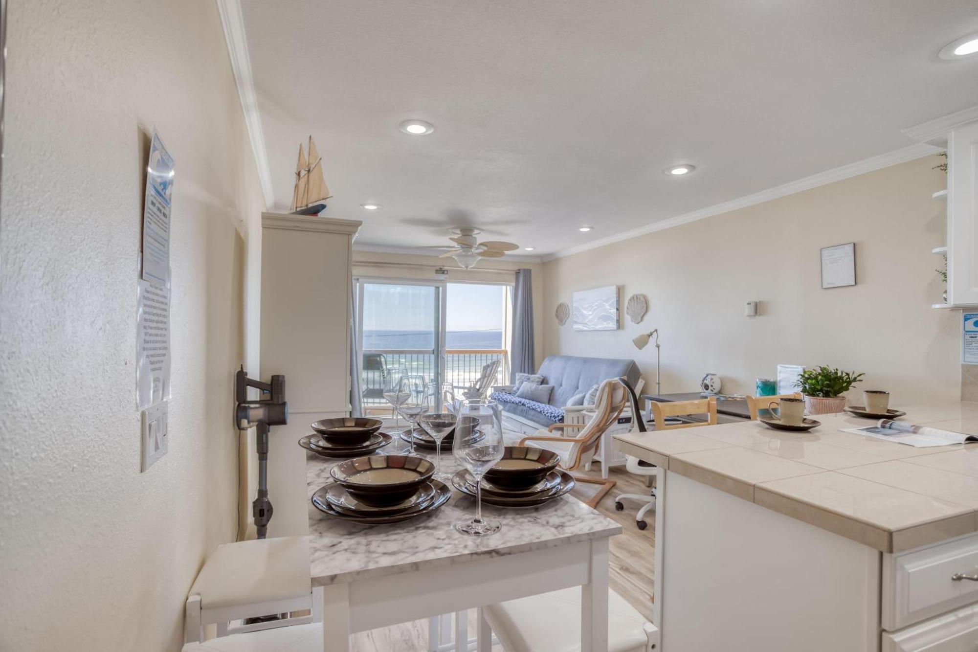 Seascape Holiday home *