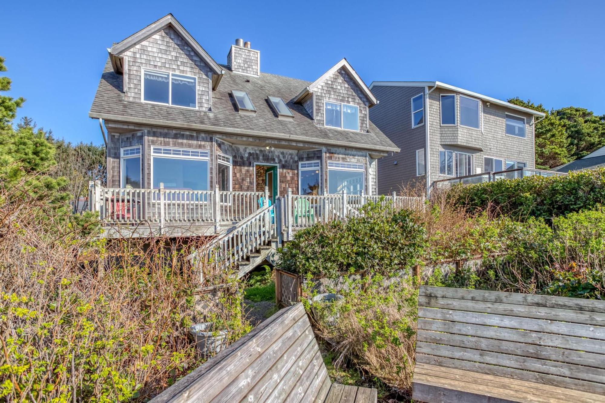Enchantment By The Sea * Lincoln City