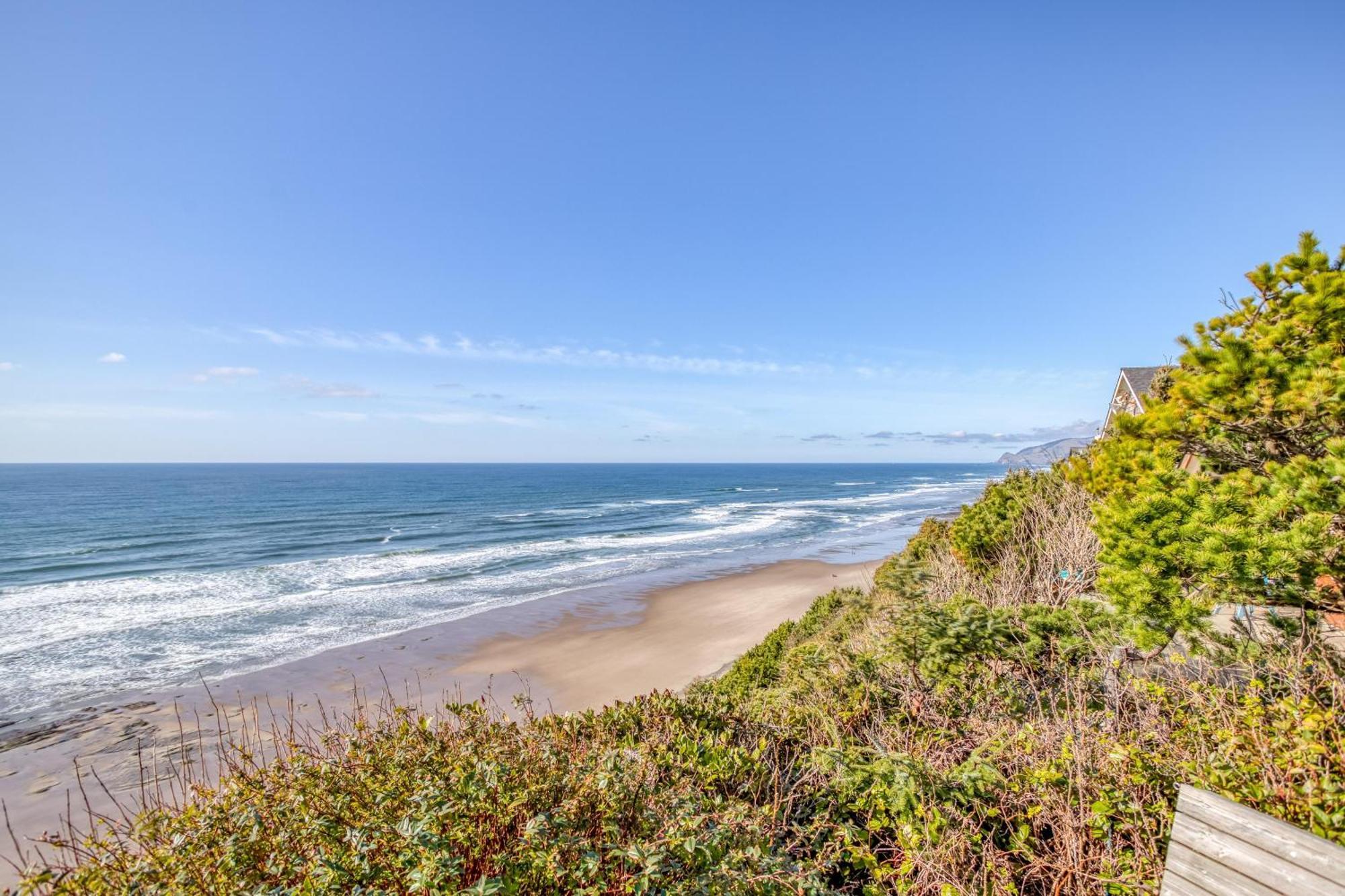 Enchantment By The Sea * Lincoln City