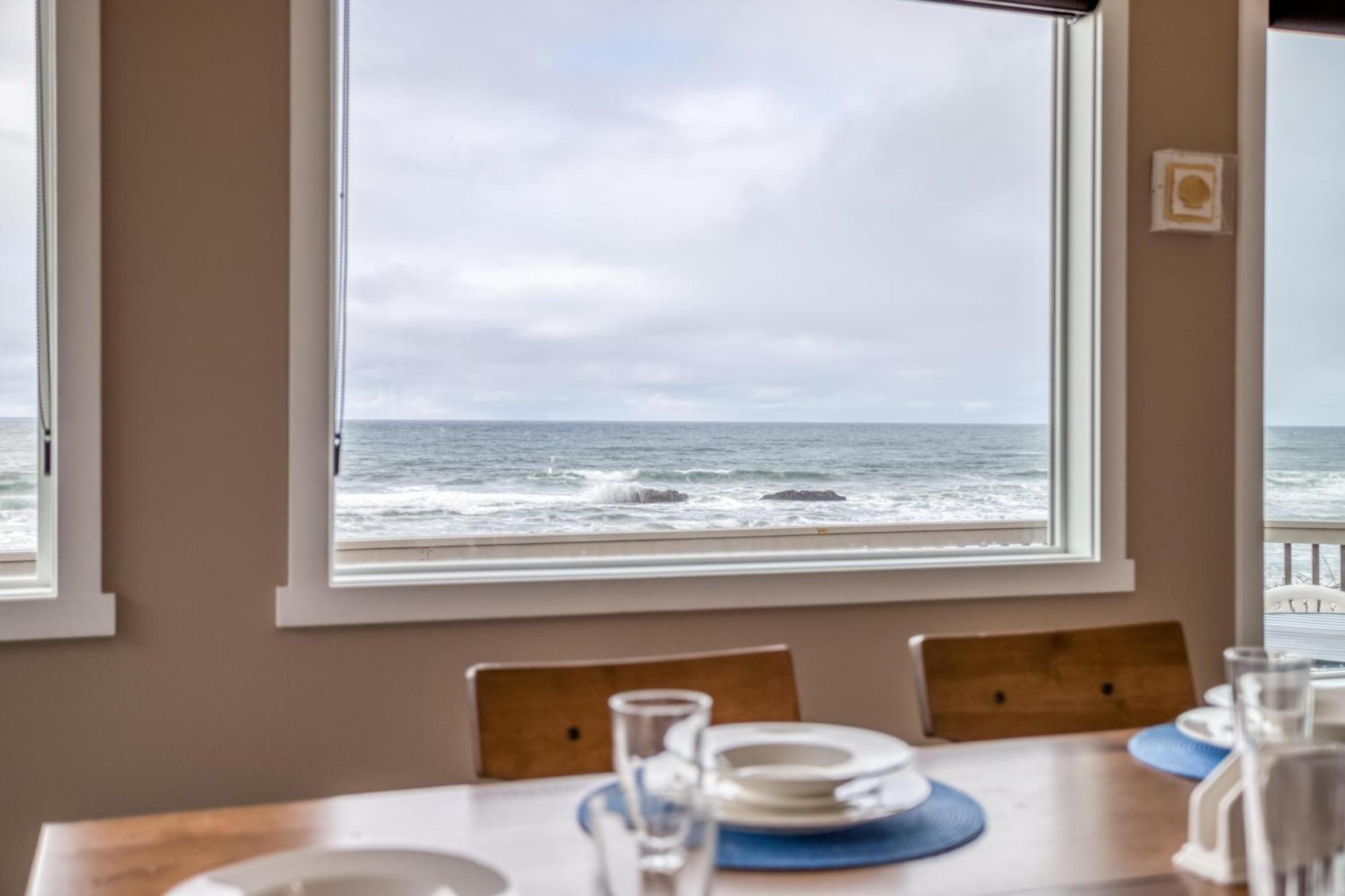 Sea-esta * Lincoln City