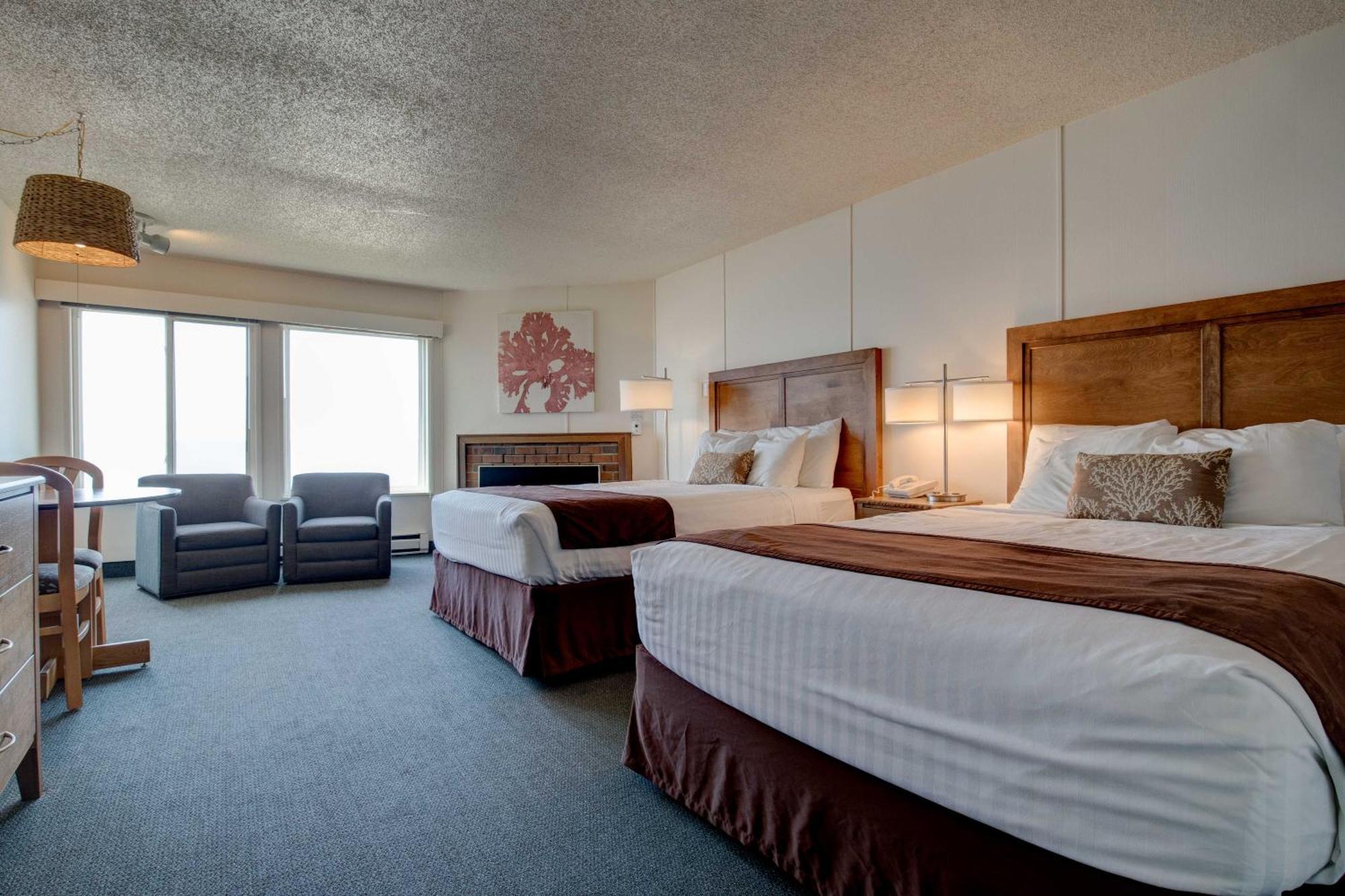 Ester Lee Hotel