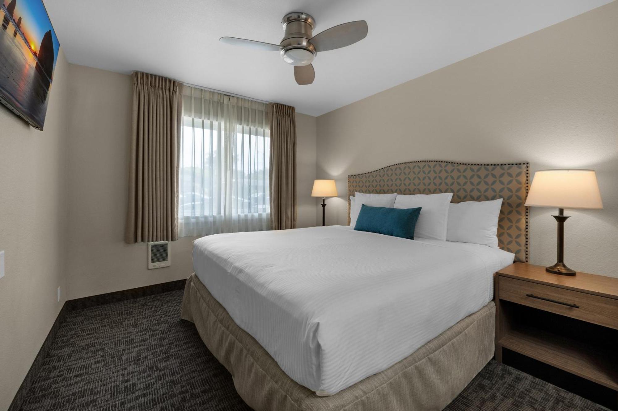 Hotel Pelican Shores Lincoln City