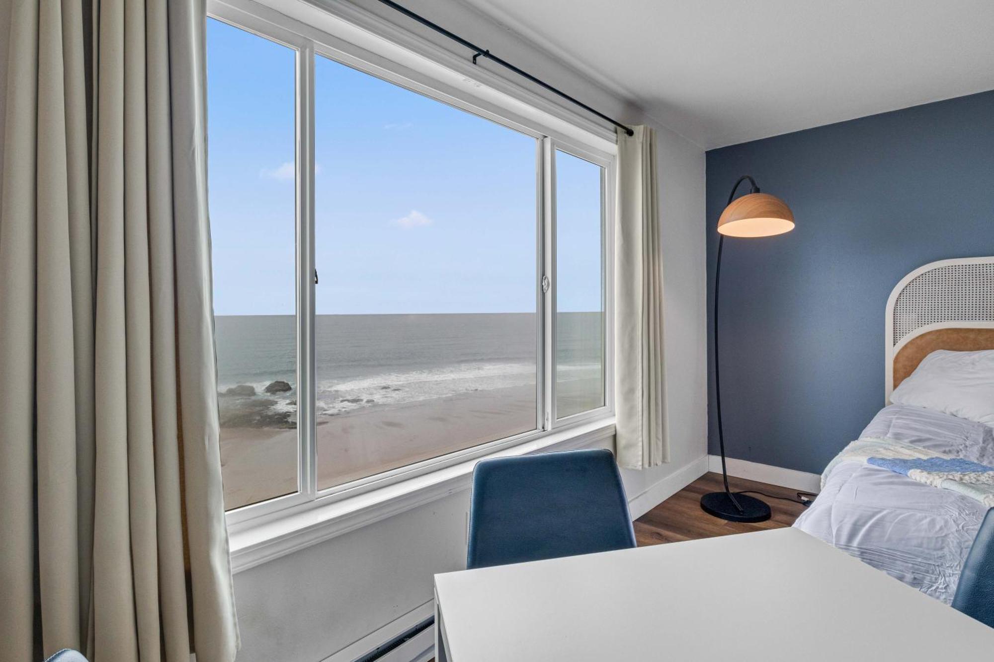 Seagull Beachfront Motel *