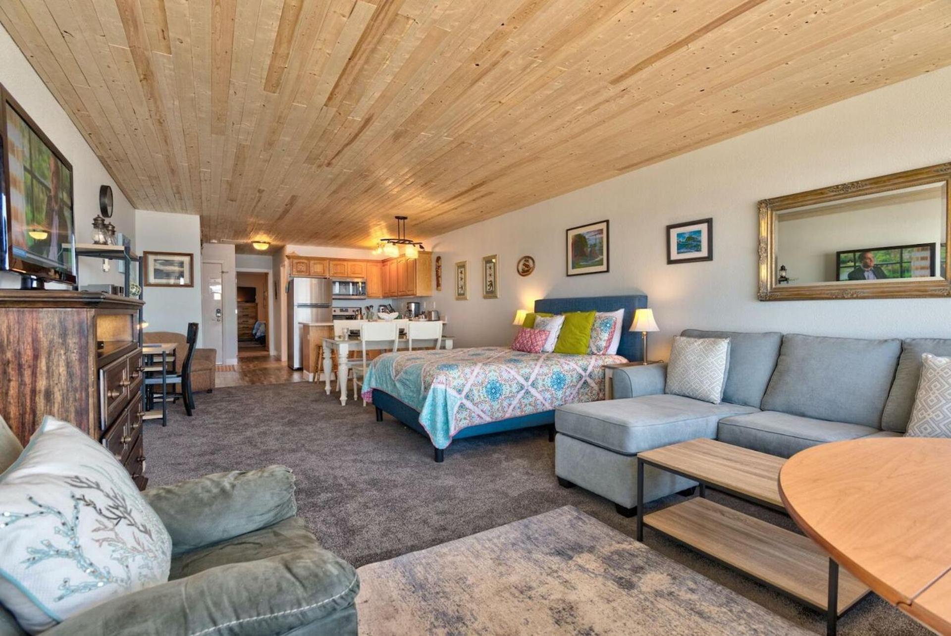 Inn Sea Gypsy